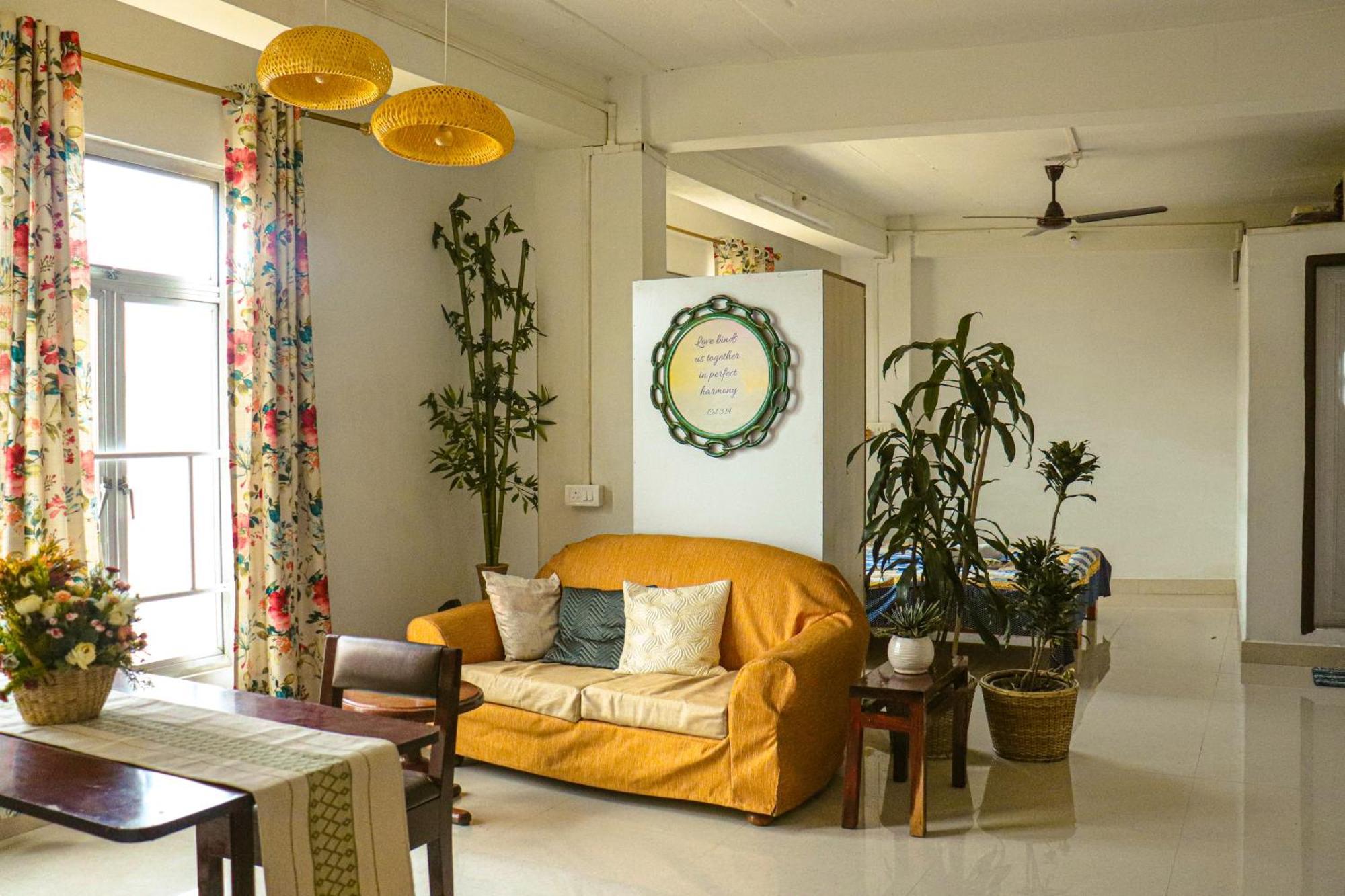 Aizawl Homestay Екстериор снимка